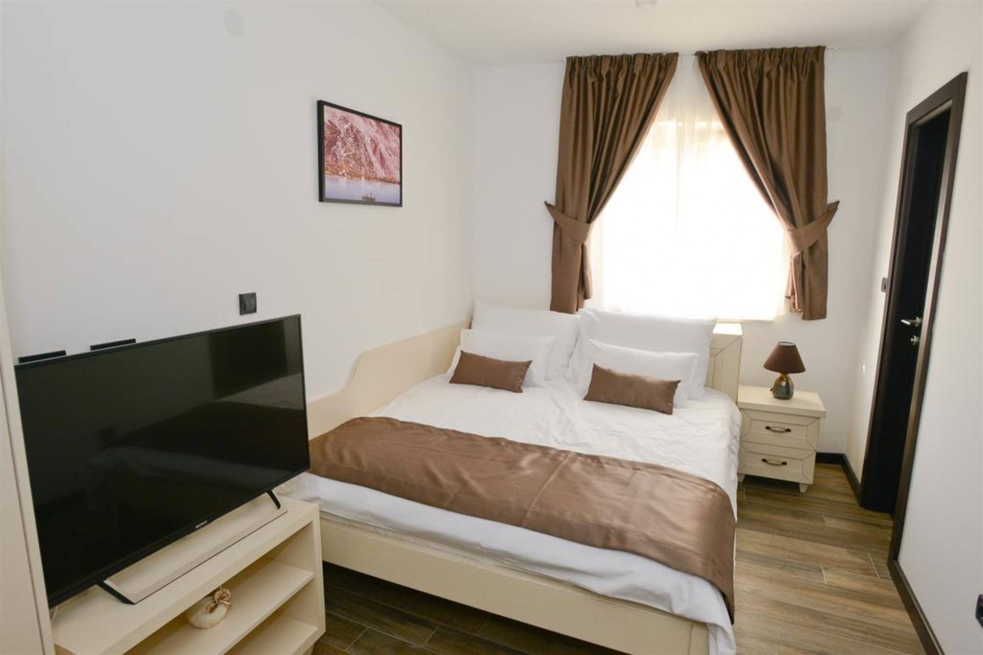 Casa Nuova Apartment โกตอร์ ภายนอก รูปภาพ