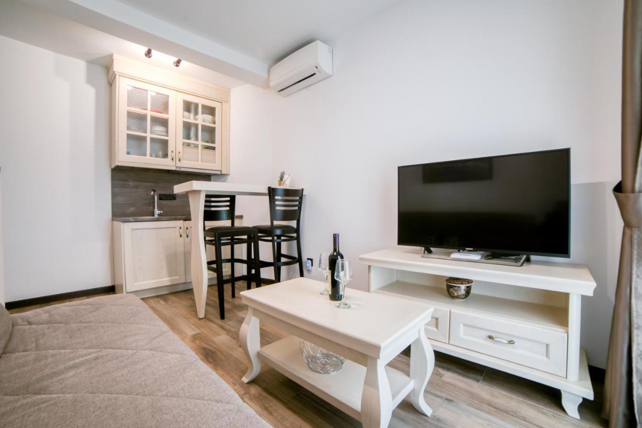 Casa Nuova Apartment โกตอร์ ภายนอก รูปภาพ